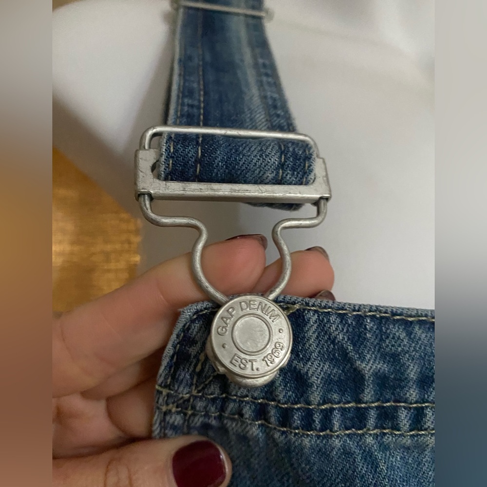 New GAP overall shorts - Picture 5 of 8